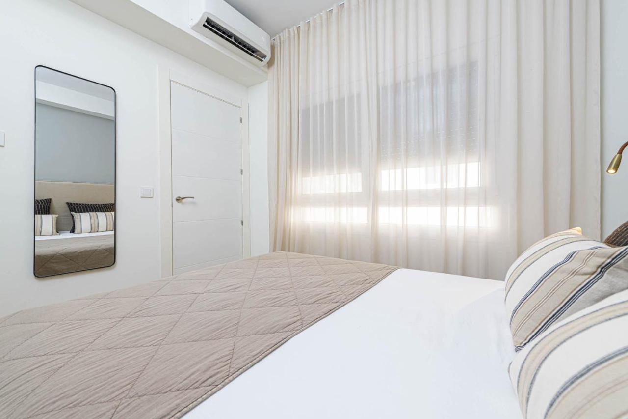Mercedes Penthouse In By Solaga Homes Apartament *