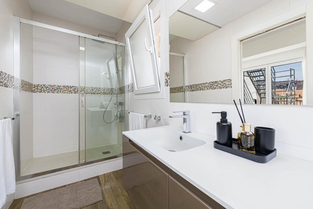Mercedes Penthouse In By Solaga Homes Apartament